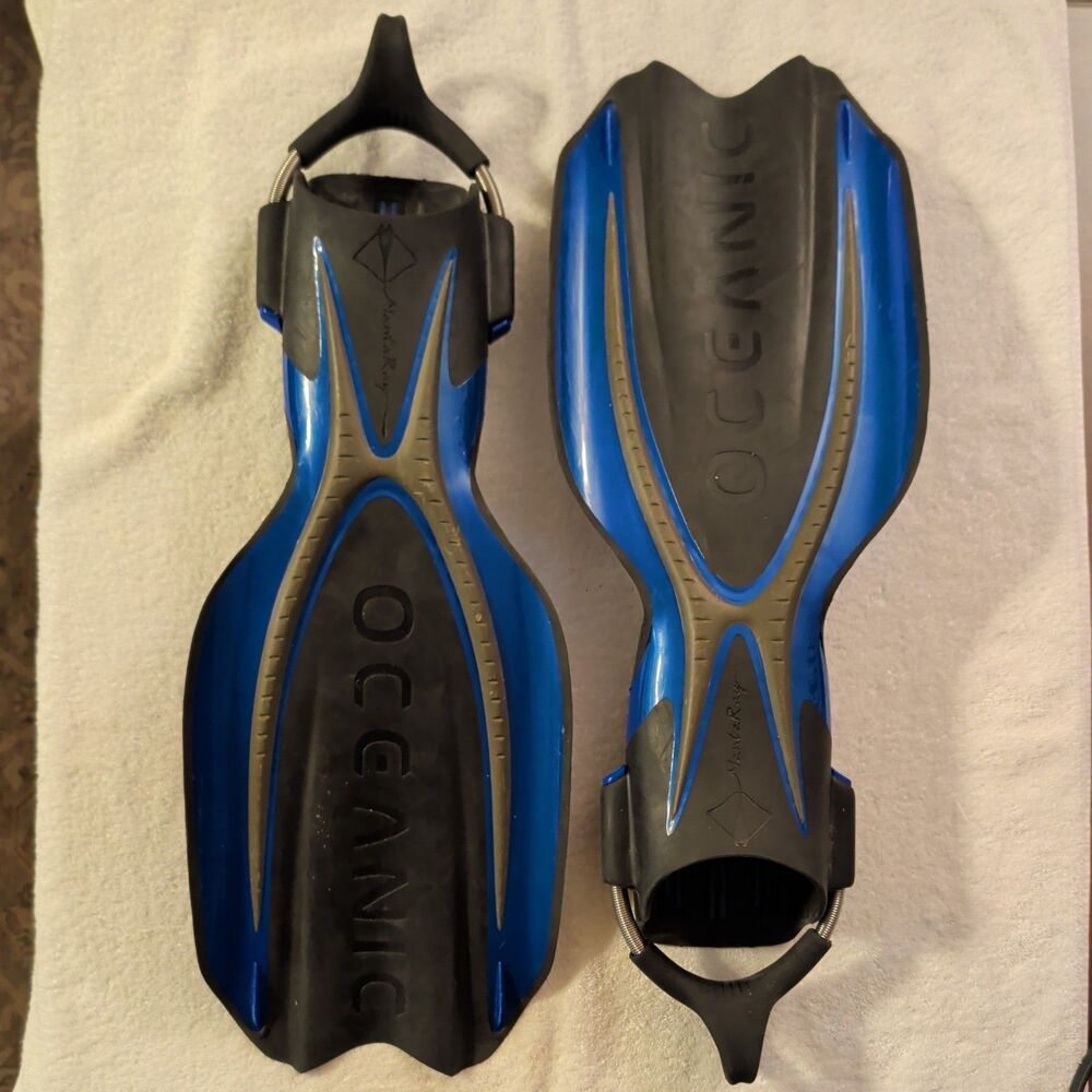 Oceanic Manta Ray Open-Heel Technical Dive Fins Blue Black  Reg (Size 10/12)